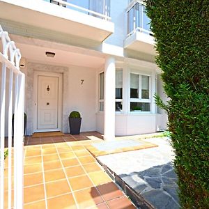 Friendly Rentals Villa Berio